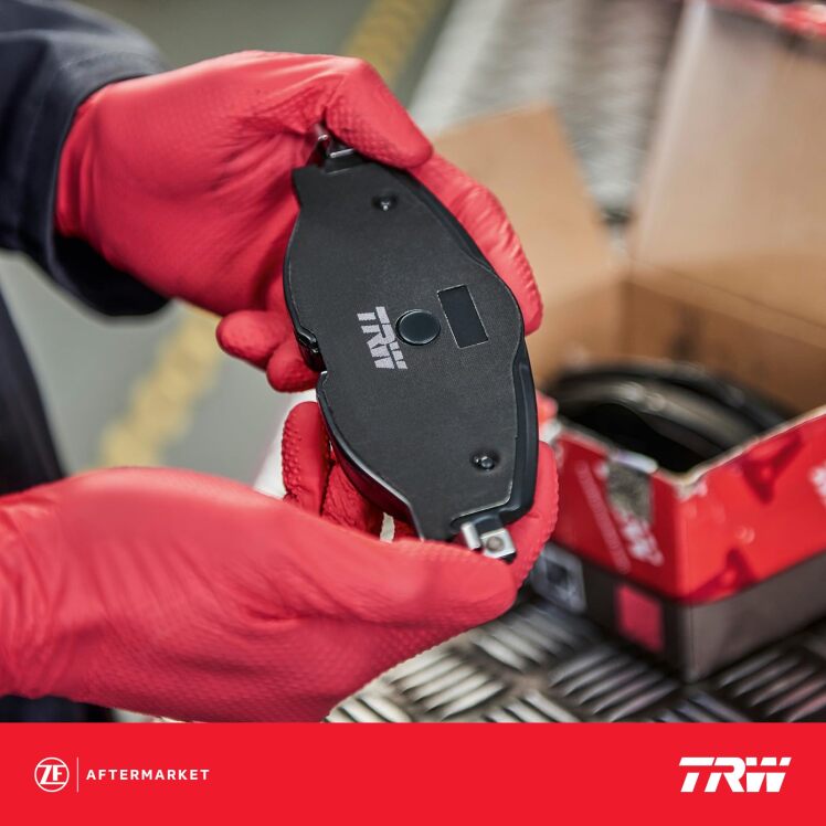 لنت ترمز؛ انواع و زمان تعویض آن